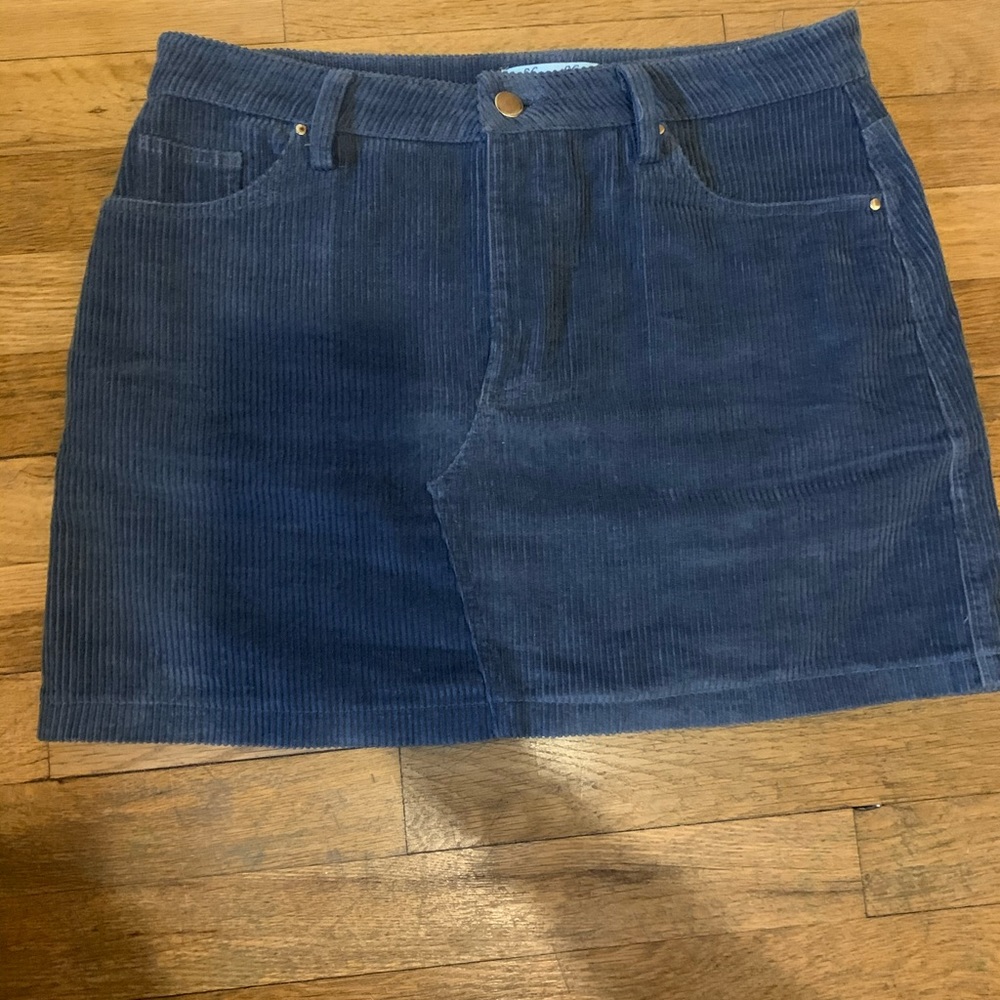 Corduroy skirt